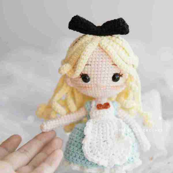 alice-princess-amigurumi-pattern