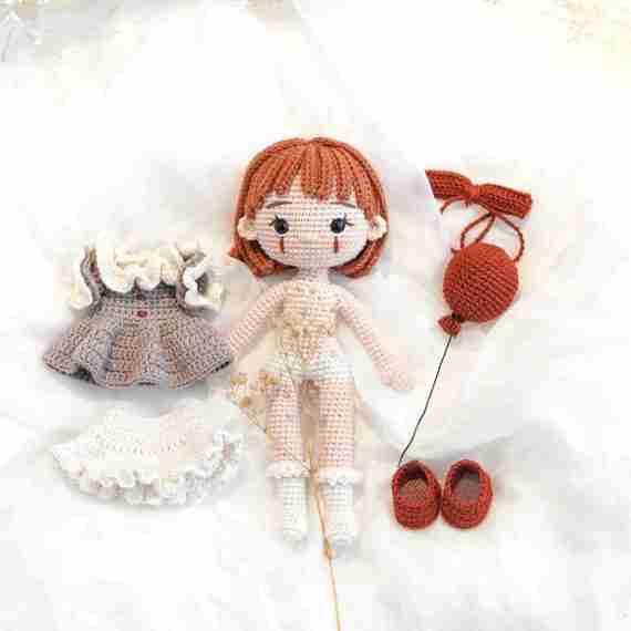 Green-frog-crochet-Penny-doll