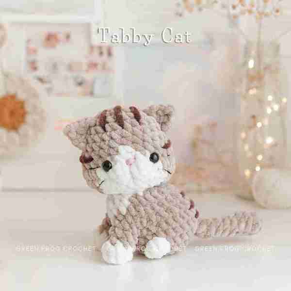 Green-frog-crochet-no-sew-crochet-animal-pattern