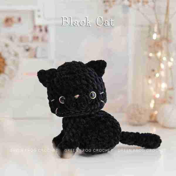 Green-frog-crochet-no-sew-crochet-animal-pattern