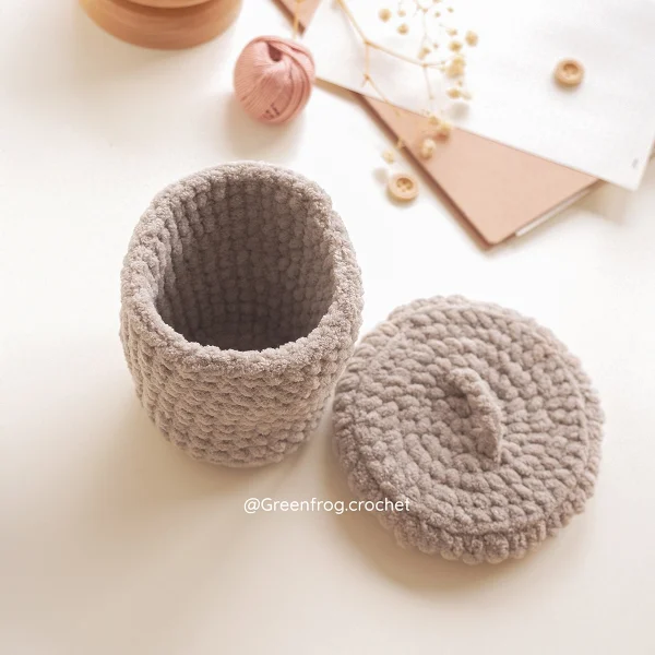 Jimothy The Short Spine Raccoon in Trash Can Crochet Amigurumi Pattern - Image 7